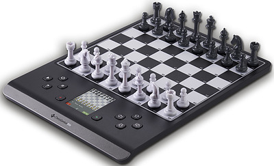 Einfach und sicher online bestellen: ChessGenius Pro 2024 in Österreich kaufen.