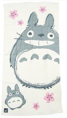 Einfach und sicher online bestellen: Mein Nachbar Totoro Handtuch Totoro in Österreich kaufen.