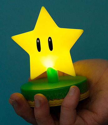 Einfach und sicher online bestellen: Super Mario 3D Lampe Super Star (V2) in Österreich kaufen.